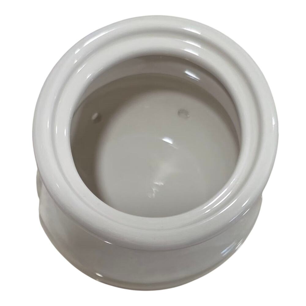 LE CREUSET Garlic Keeper with Lid Dune 14oz/420ML Stoneware - Picture 5 of 7